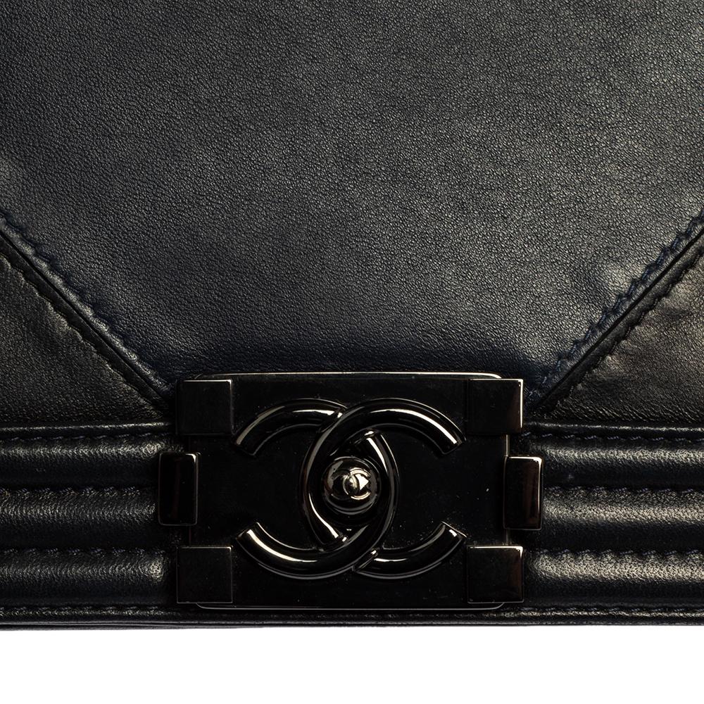 Chanel Navy Blue/Black Leather New Medium Boy Flap Bag 5