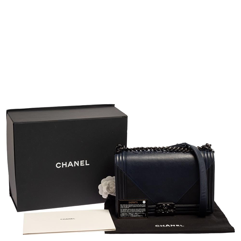 Chanel Navy Blue/Black Leather New Medium Boy Flap Bag 6