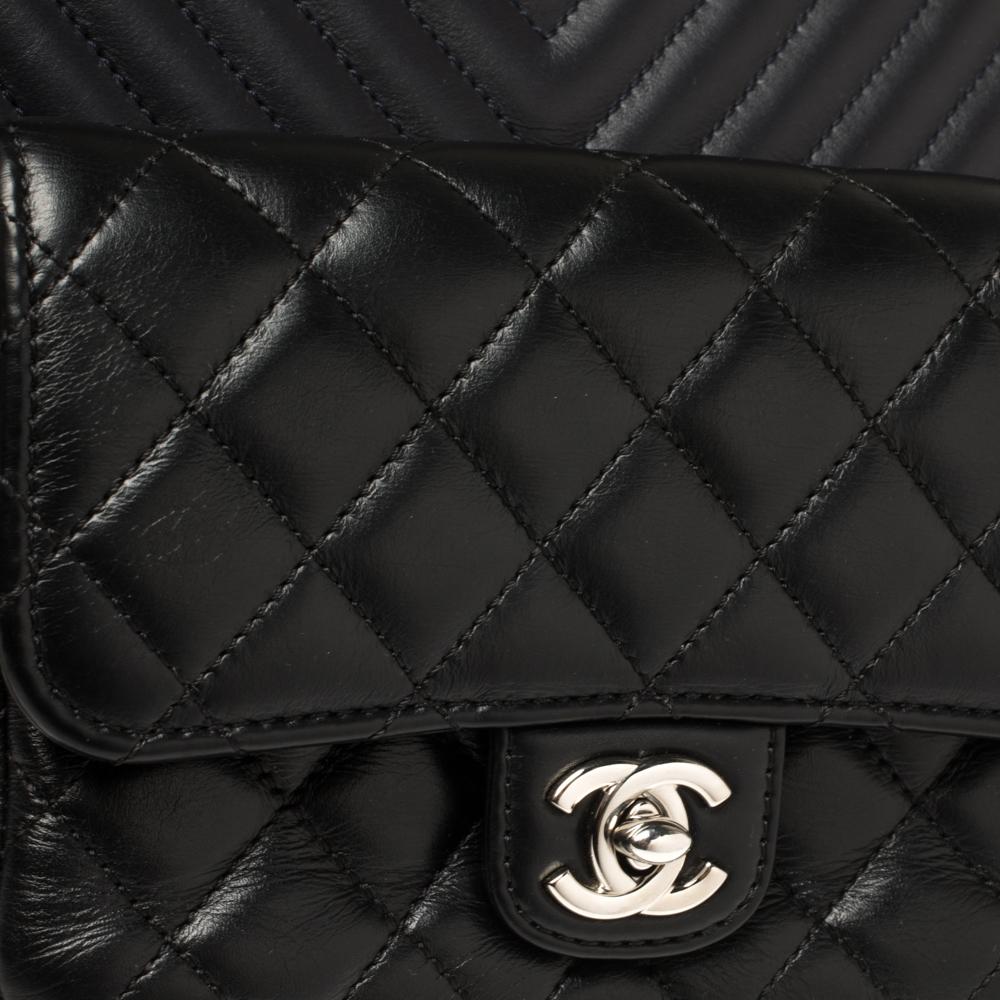 Chanel Navy Blue/Black Quilted And Chevron Leather Metiers d'art Camera Bag 4