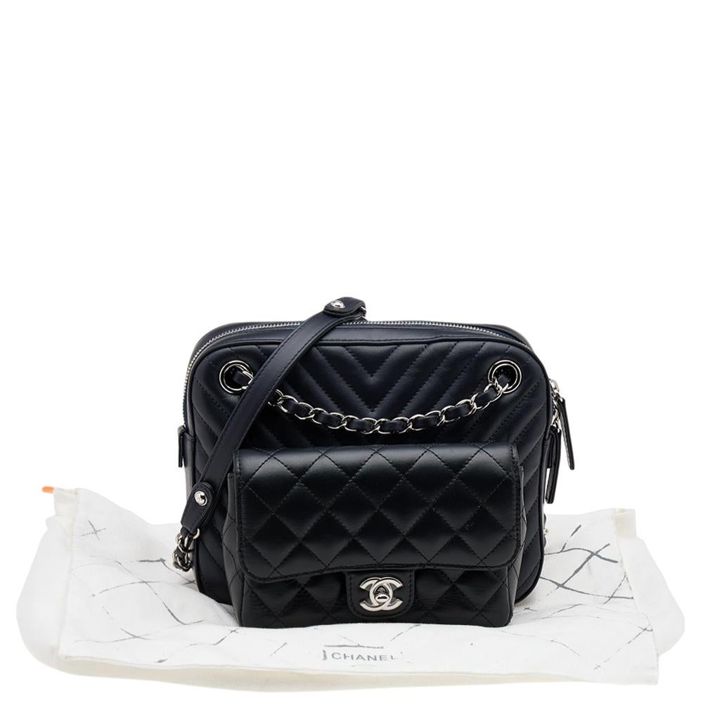 Chanel Navy Blue/Black Quilted And Chevron Leather Metiers d'art Camera Case Bag 6