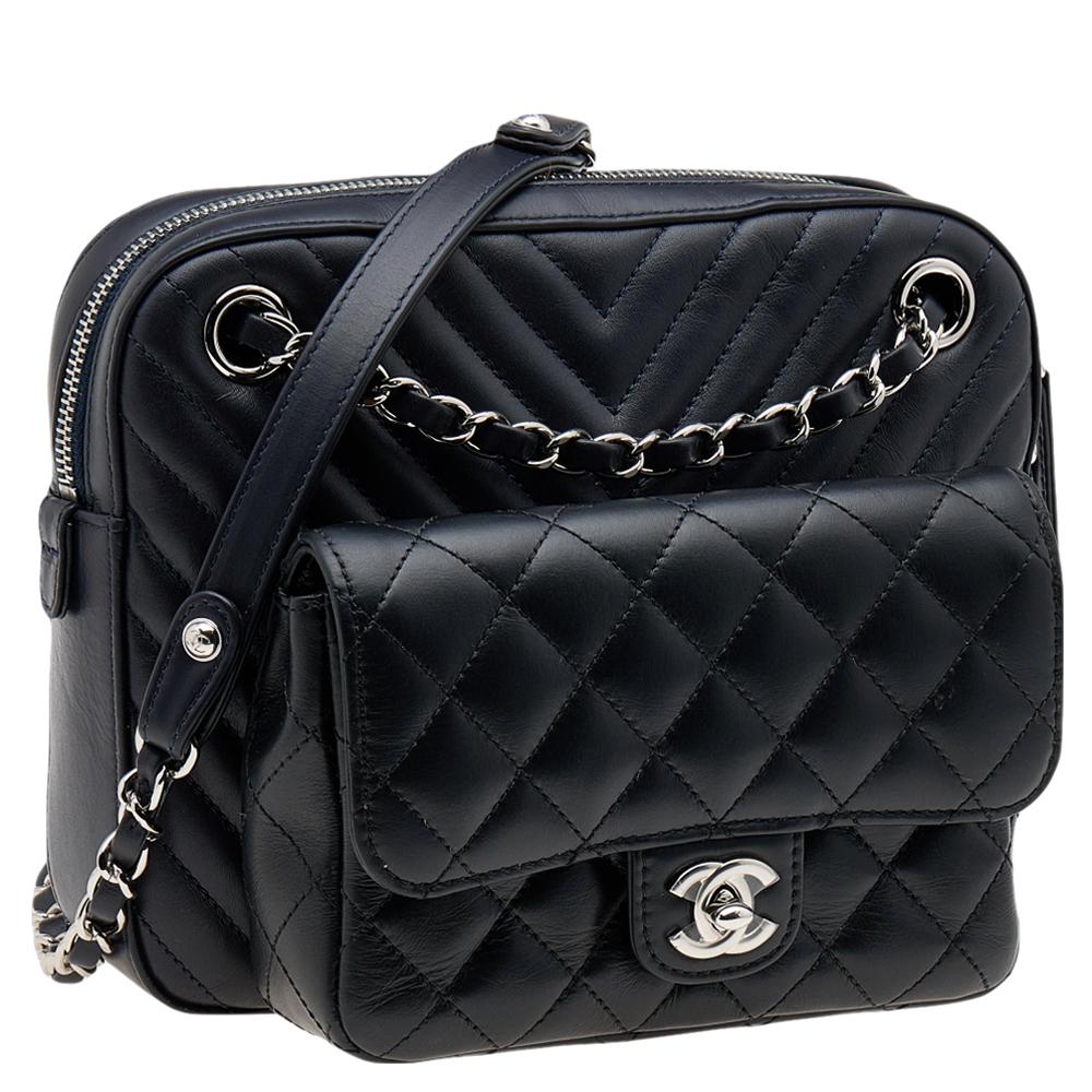 Chanel Navy Blue/Black Quilted And Chevron Leather Metiers d'art Camera Case Bag 5
