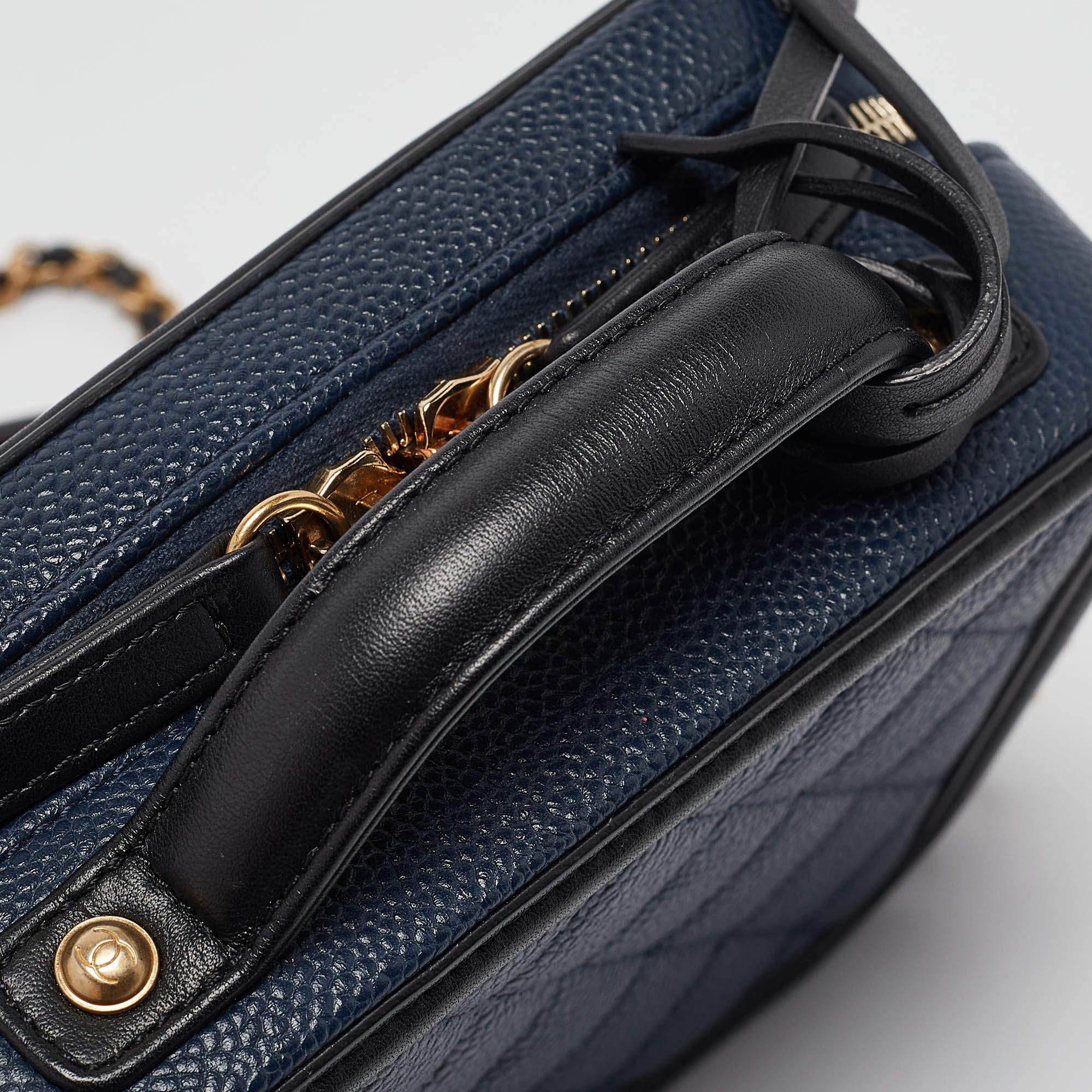 Chanel Navy Blue/Black Quilted Caviar Leather Small CC Filigree Vanity Case Bag 1