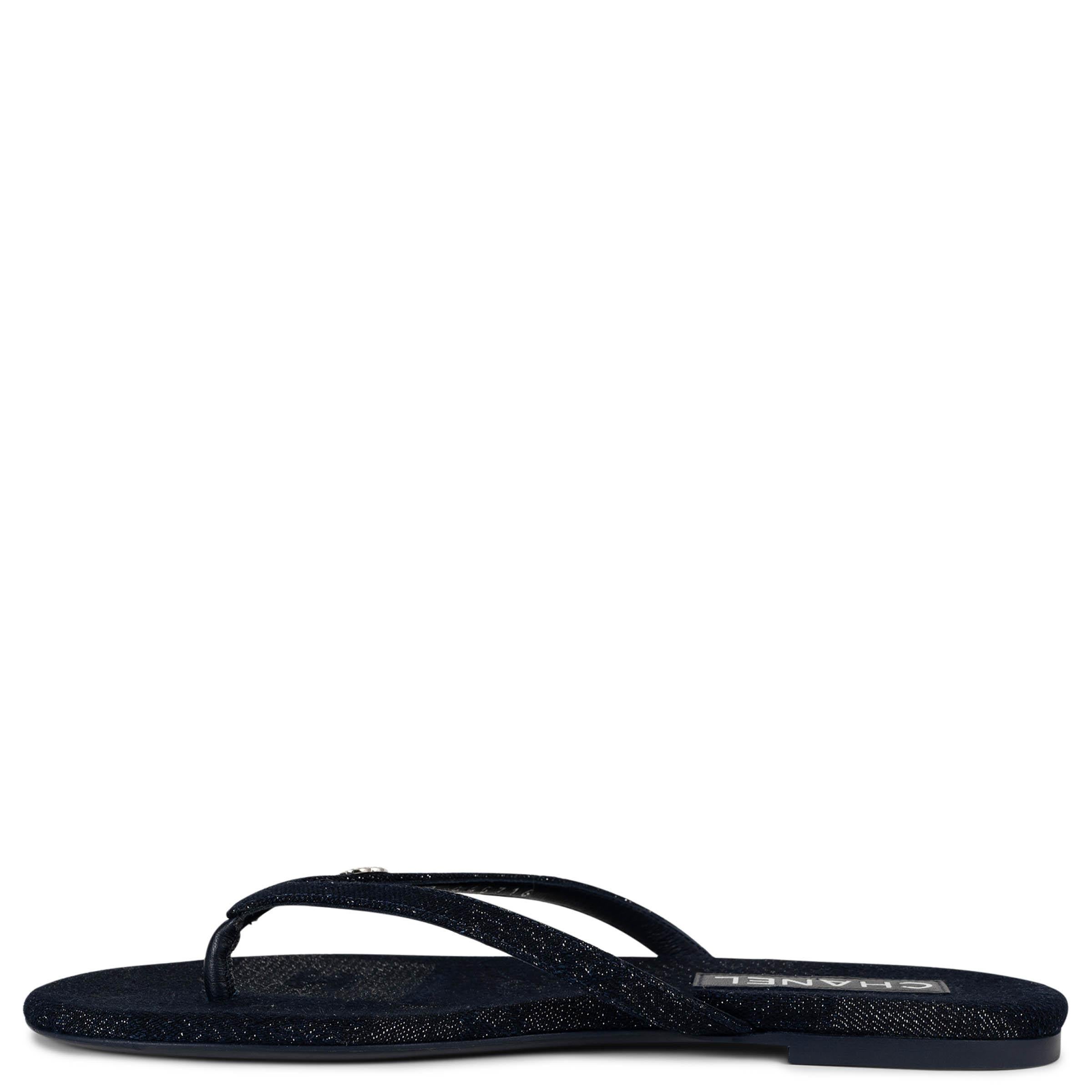 Black CHANEL navy blue canvas 24S LUREX Thong Sandals Shoes 39 For Sale