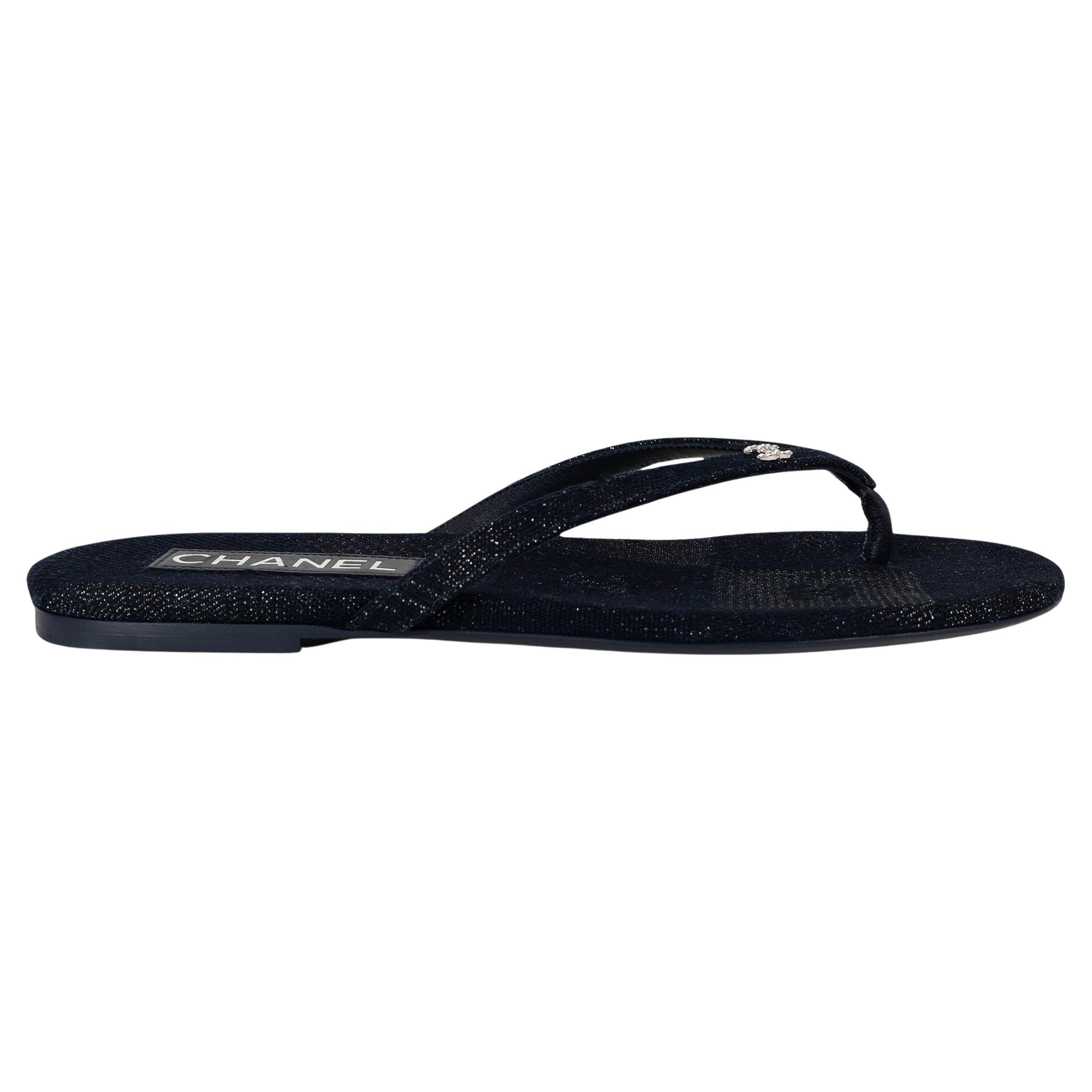 CHANEL navy blue canvas 24S LUREX Thong Sandals Shoes 39 For Sale