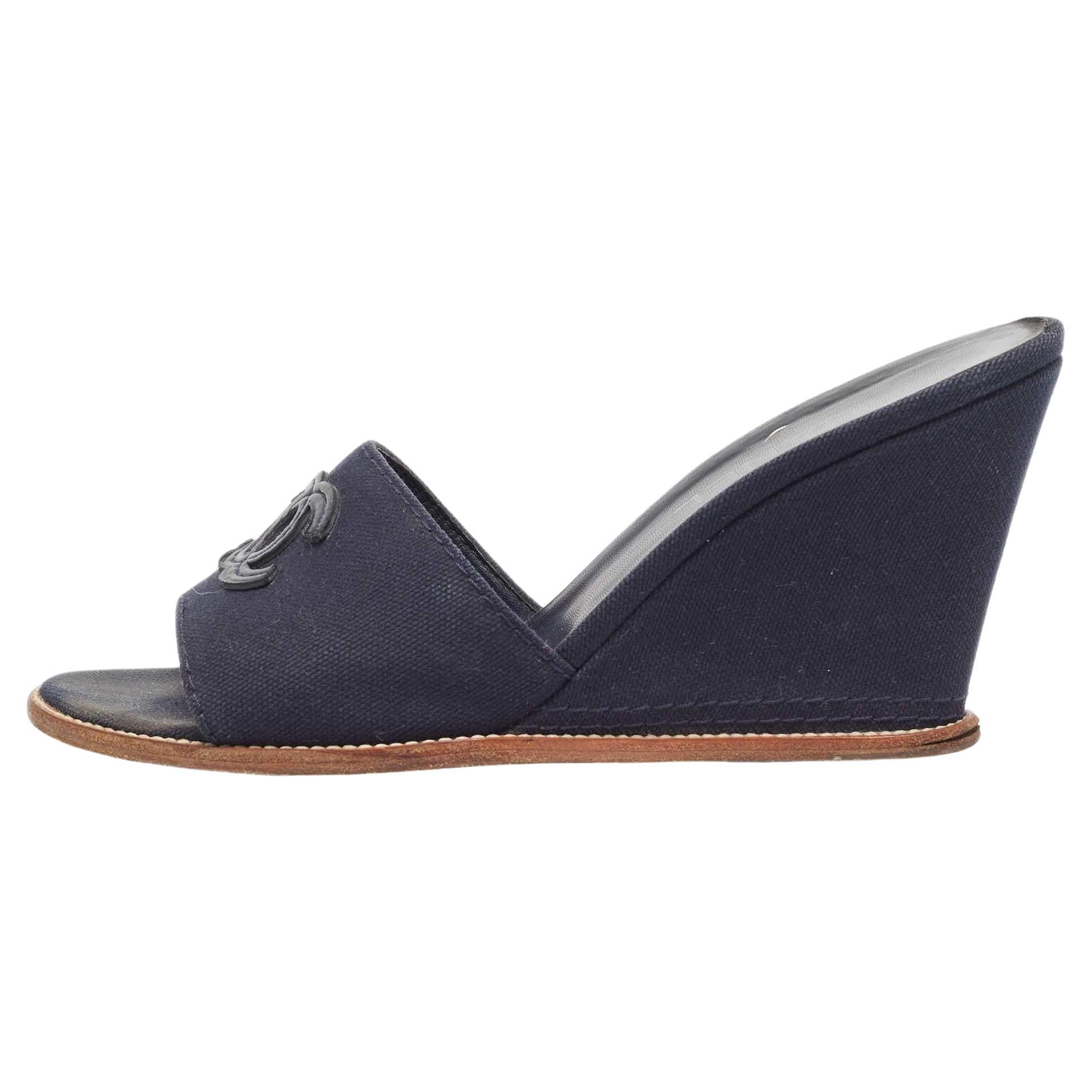 Chanel Navy Blue Canvas CC Wedge Slide Size 37.5 For Sale