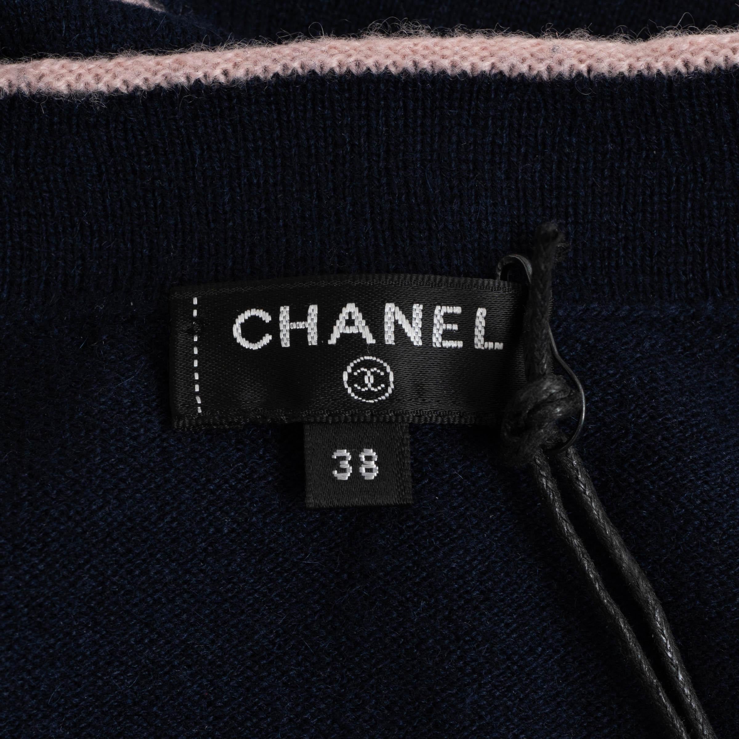 CHANEL navy blue cashmere 21S CONTRAST TRIM Cardigan Sweater 38 S For Sale 2