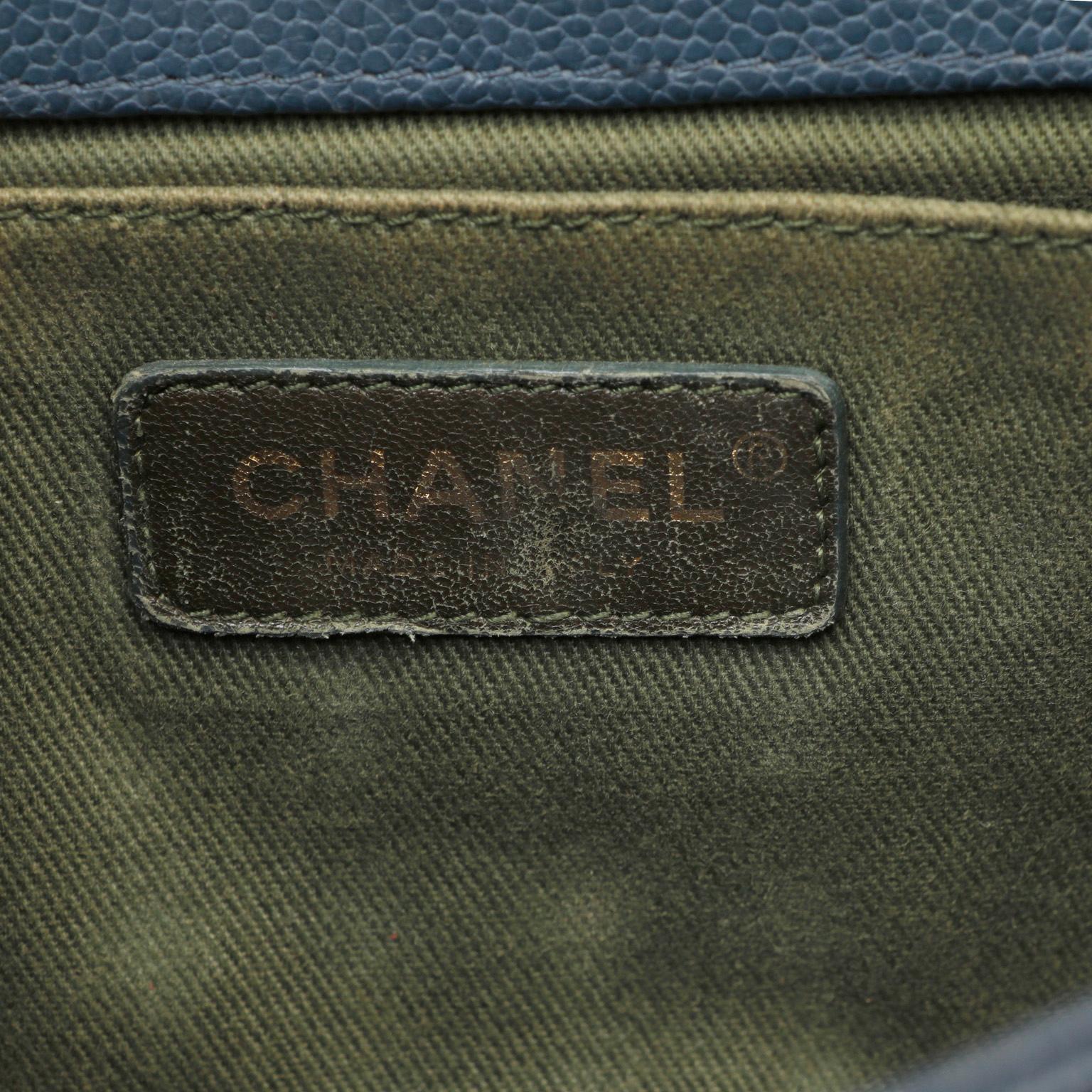 Chanel Navy Blue Caviar Medium Boy Bag In Good Condition In Palm Beach, FL