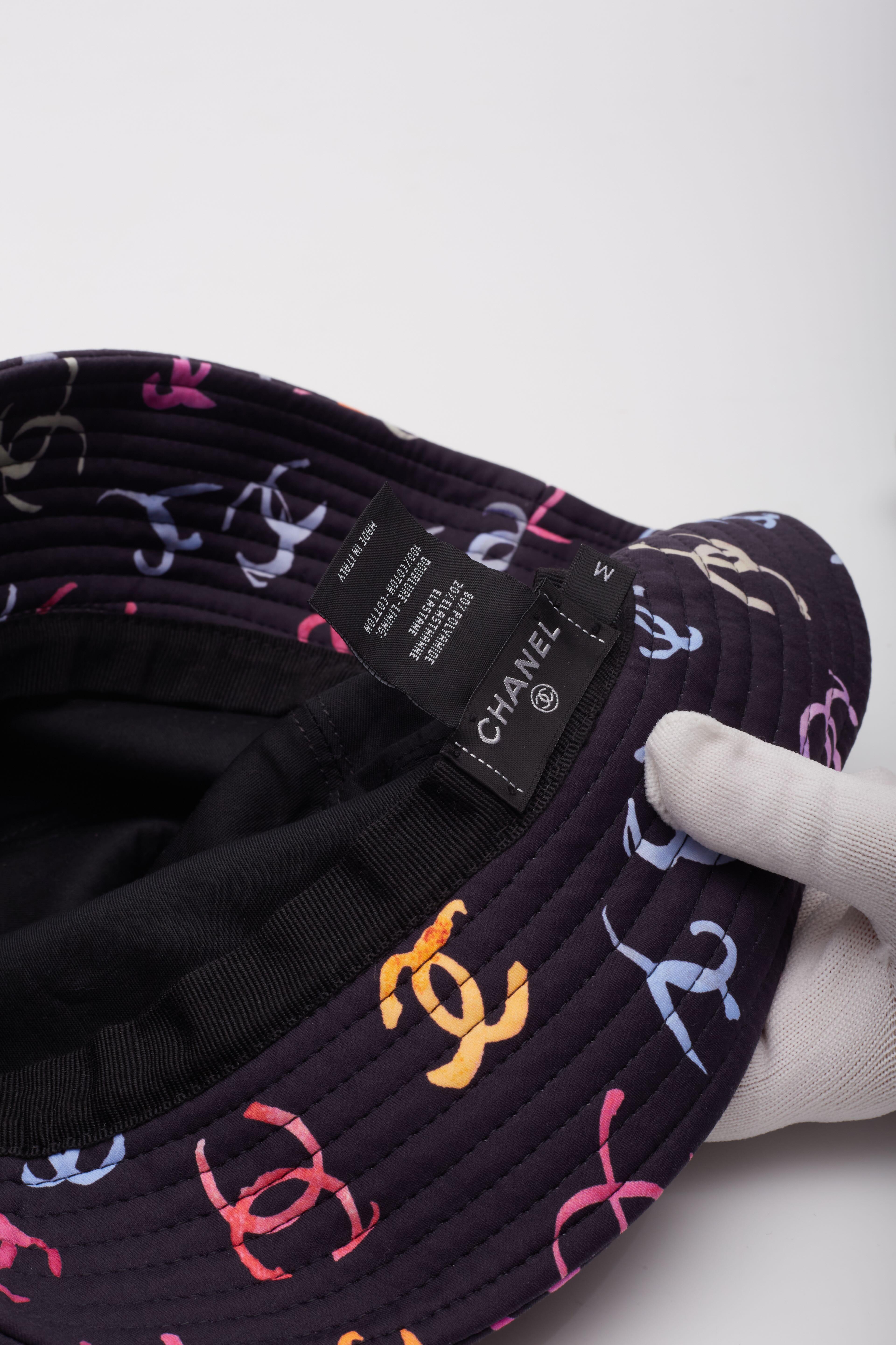 Chanel Navy Blue Cotton Multicoloured CC Printed Bucket Hat For Sale 3