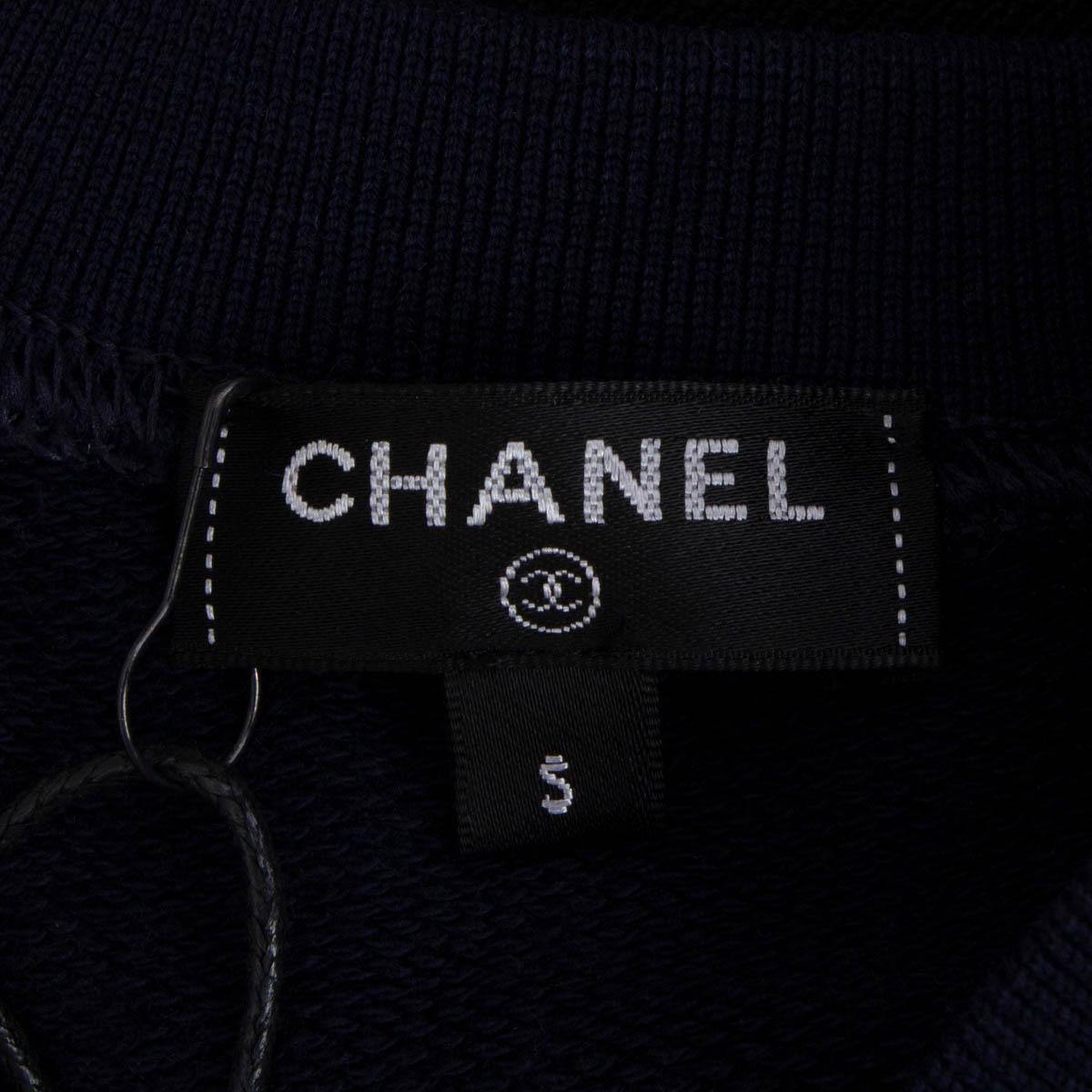 CHANEL navy blue cotton silk 2018 18C GREECE PRINTED T-Shirt Shirt S For Sale 4