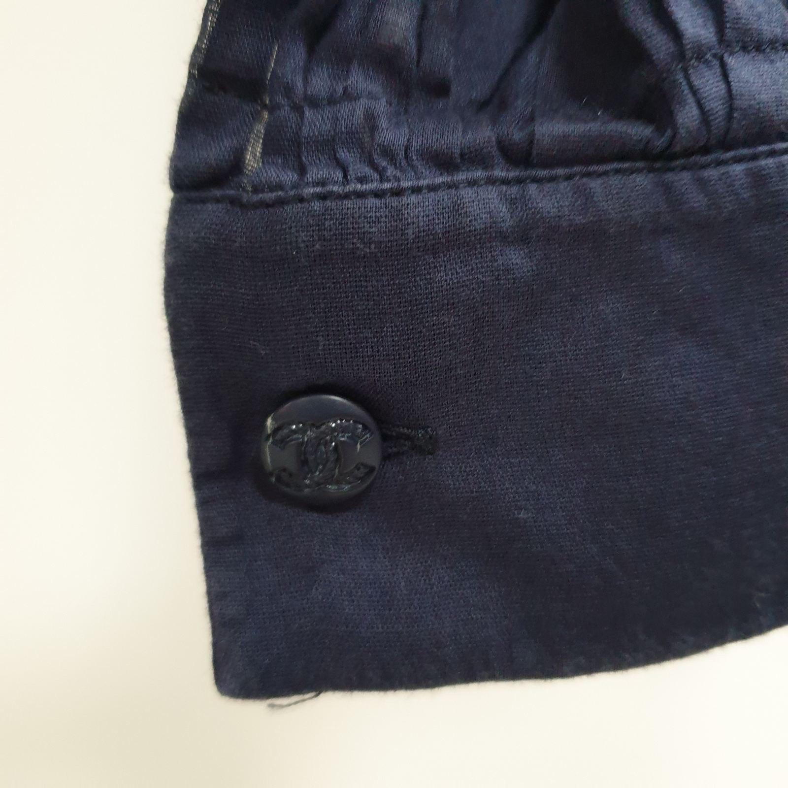 Black CHANEL Navy Blue Cotton Waist 2 Cc Logo Buttons Blouse Top  For Sale