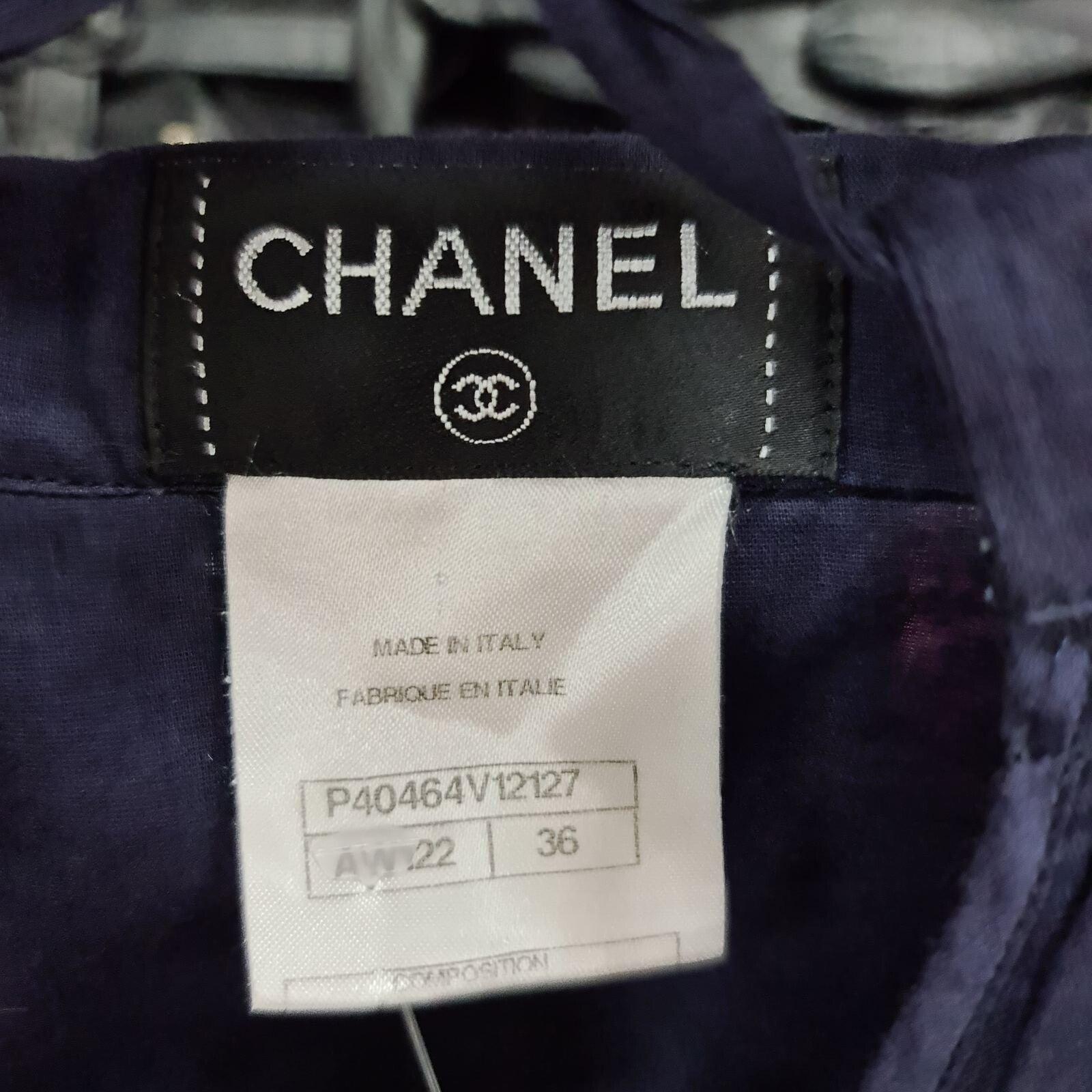 Chanel Blu Navy Cotone Vita 2 Cc Logo Bottoni Camicetta Top Sz.36 in vendita 2