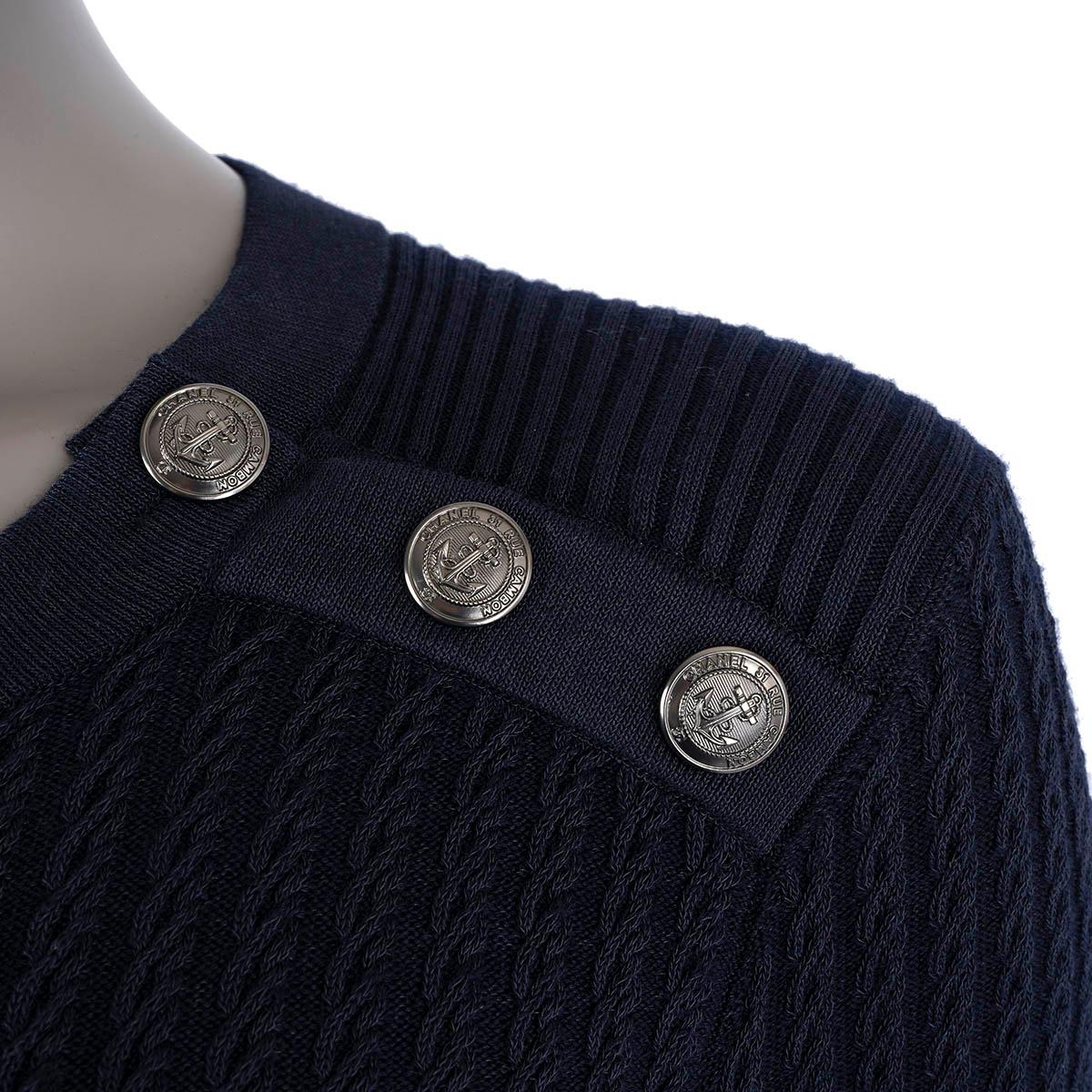 CHANEL navy blue cotton & wool 2018 18A HAMBURG BUTTONED NECK KNIT Dress 36 XS For Sale 2