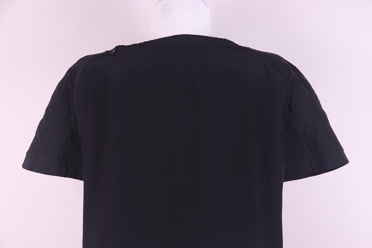 Chanel Navy Blue Floral Quilted Silk Top For Sale 2