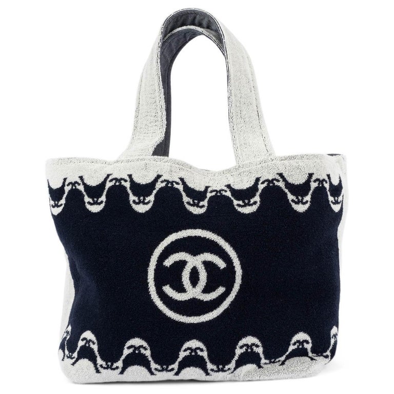 CHANEL navy blue and grey 2021 21P TERRY CLOTH BEACH TOTE Bag and TOWEL For  Sale at 1stDibs