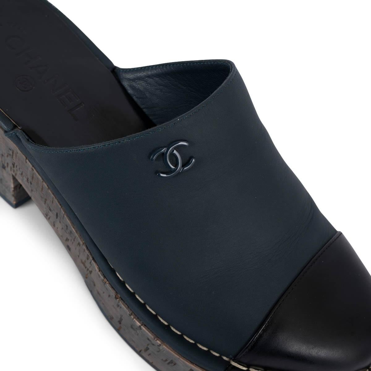 CHANEL navy blue leather 2016 16P CORK PLATFORM CLOGS Pumps Shoes 41 fit 40 For Sale 3