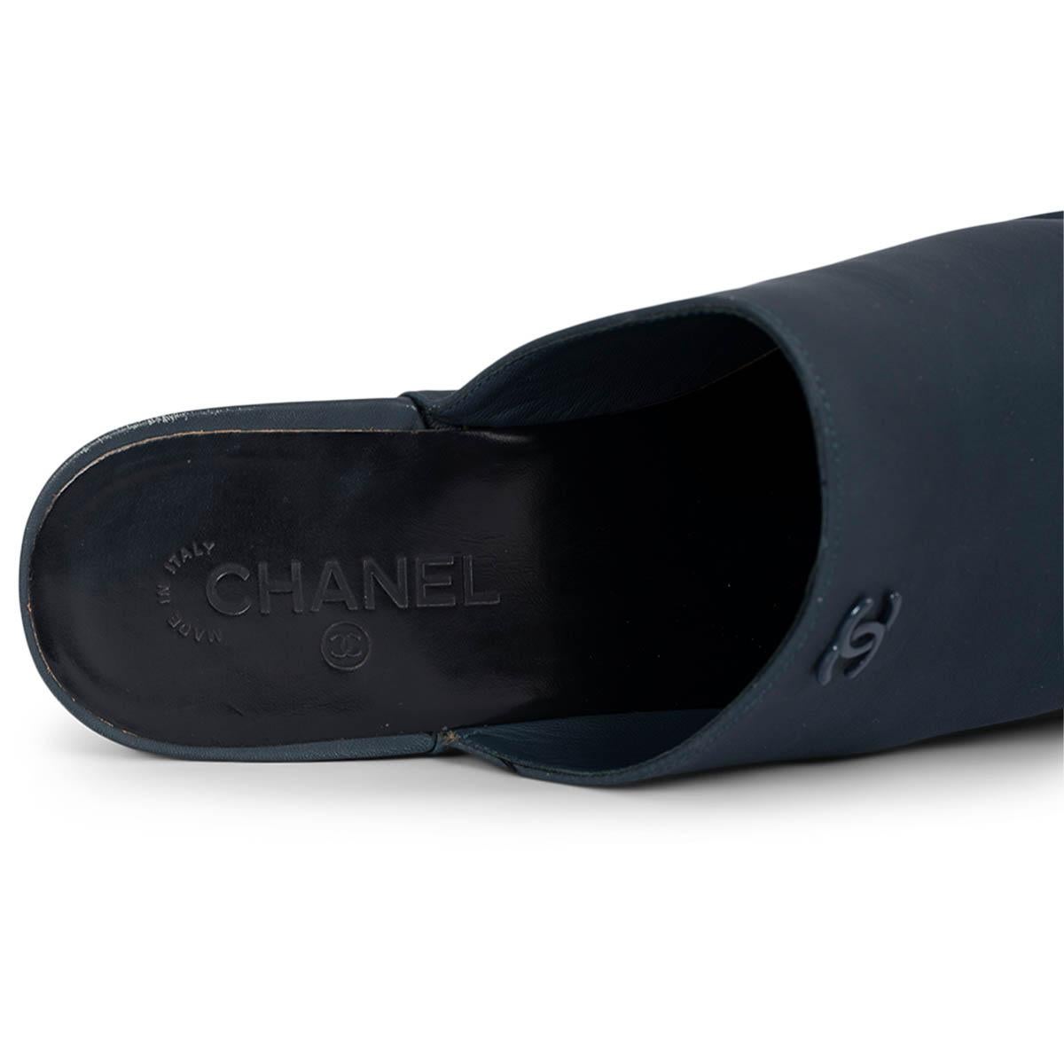CHANEL navy blue leather 2016 16P CORK PLATFORM CLOGS Pumps Shoes 41 fit 40 For Sale 4
