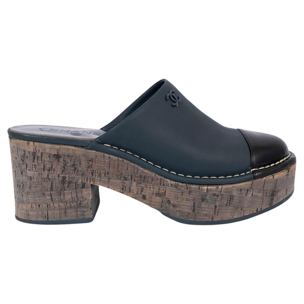 CHANEL navy blue leather 2016 16P CORK PLATFORM CLOGS Pumps Shoes 41 fit 40 For Sale