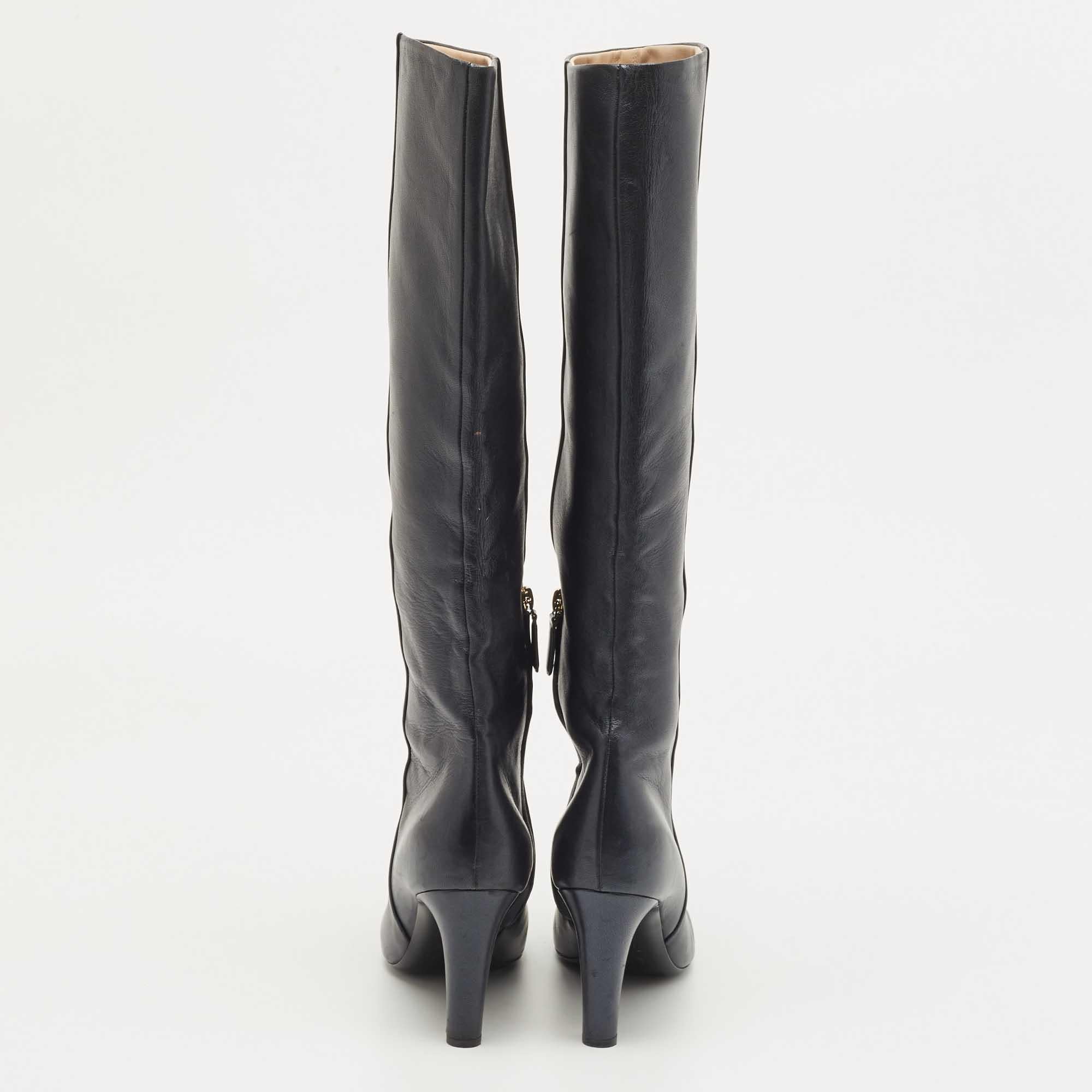 Chanel Navy Blue Leather Cap Toe Knee Length Boots Size 38.5 In Good Condition For Sale In Dubai, Al Qouz 2