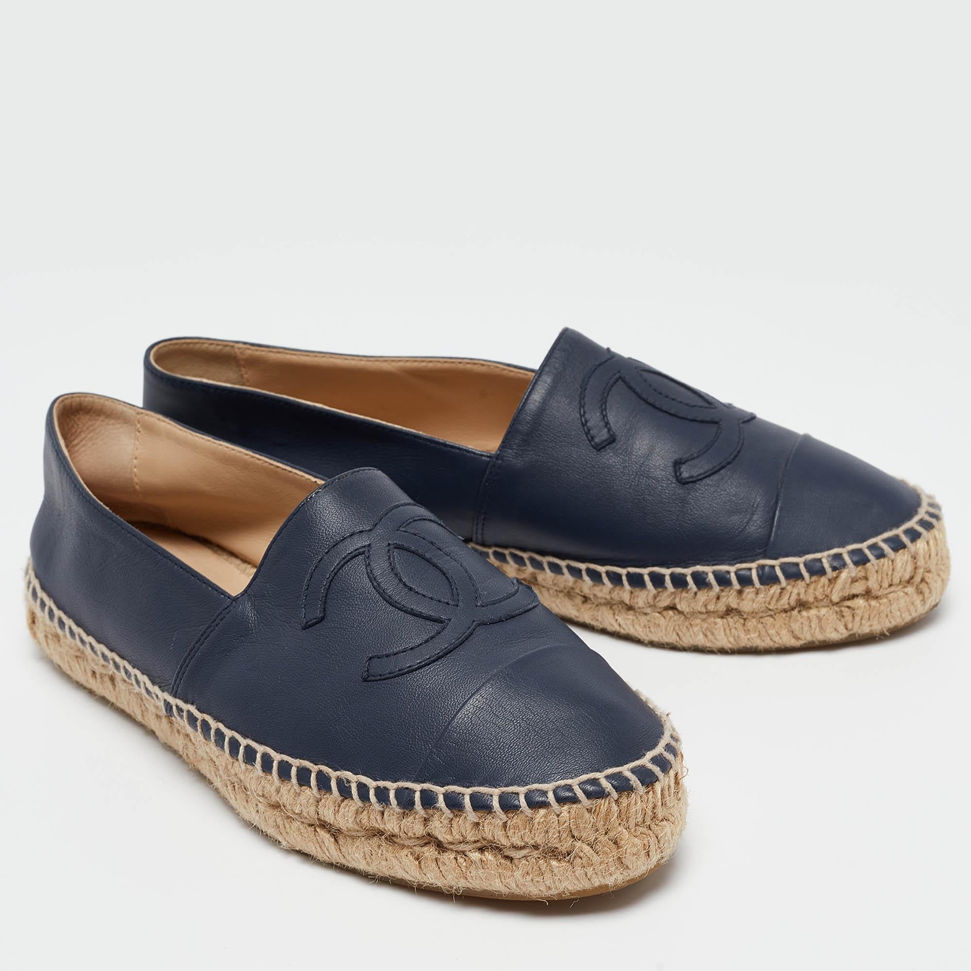 Women's Chanel Navy Blue Leather CC Cap Toe Espadrille Flats Size 37