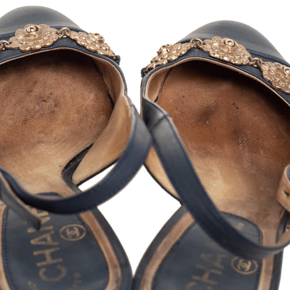 Chanel Navy Blue Leather CC Cap Toe Wedge Slingback Sandals Size 37 3