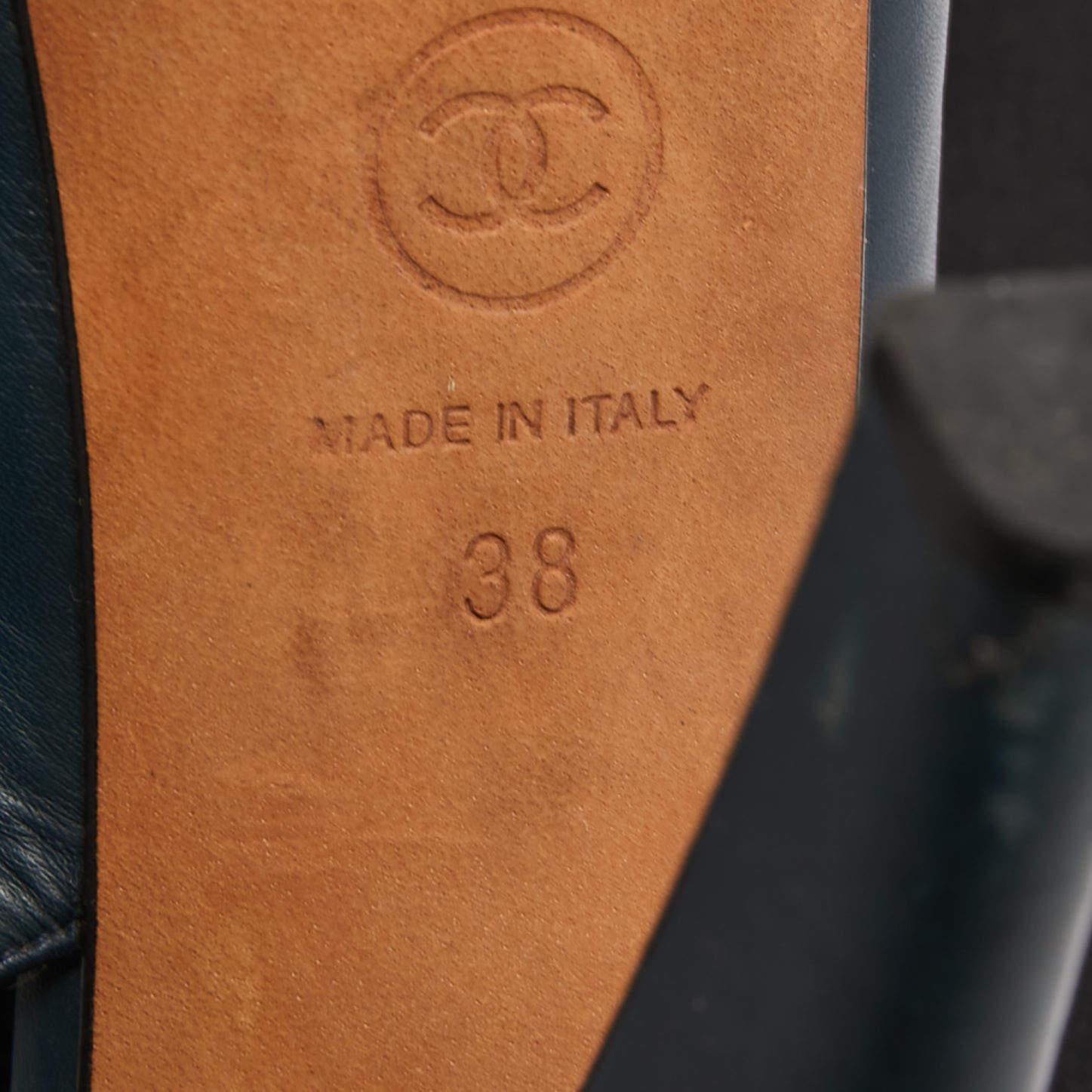 Women's or Men's Chanel Navy Blue Leather CC Chain Detail Peep Toe Platform Slingback Sandals 