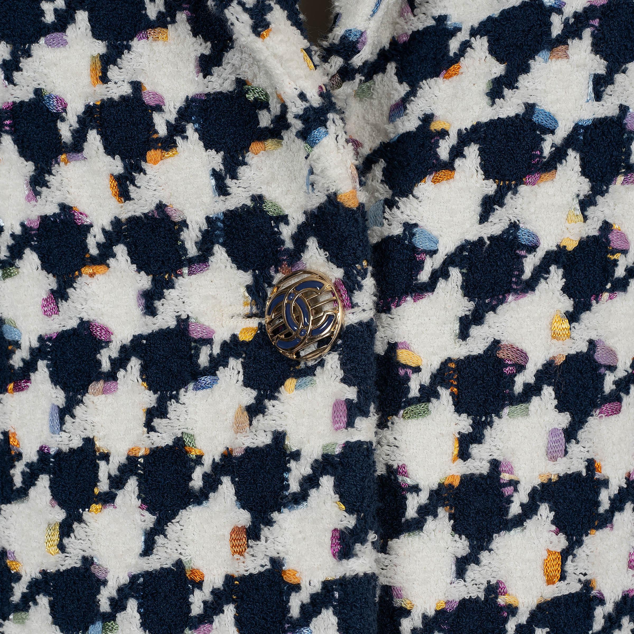 Chanel giacca in cotone blu navy e multi 21P OVERSIZE HOUNDSTOOTH TWEED 34 XS in vendita 1