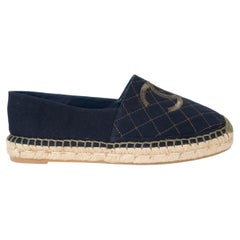 CHANEL marineblaue & olivgrüne Espadrilles aus Canvas, Größe 20P, flache Schuhe, Größe 39 (passt für Größe 38,5)
