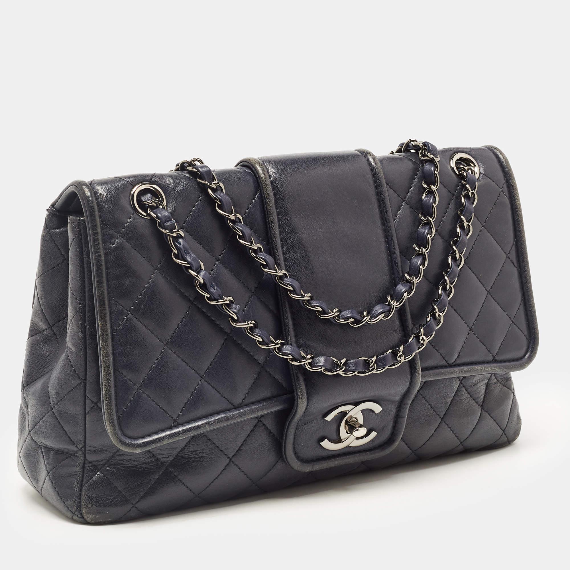 Chanel Navy Blue Quilted Leather Elementary Chic Flap Bag In Fair Condition In Dubai, Al Qouz 2