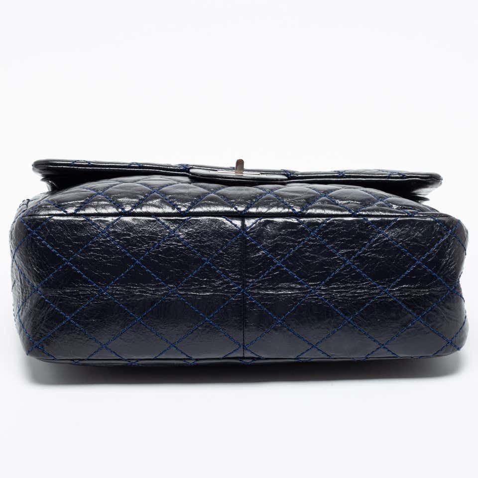 Chanel Navy Blue Quilted Leather Reissue 2.55 Classic 227 Double Flap Bag In Excellent Condition For Sale In London, GB