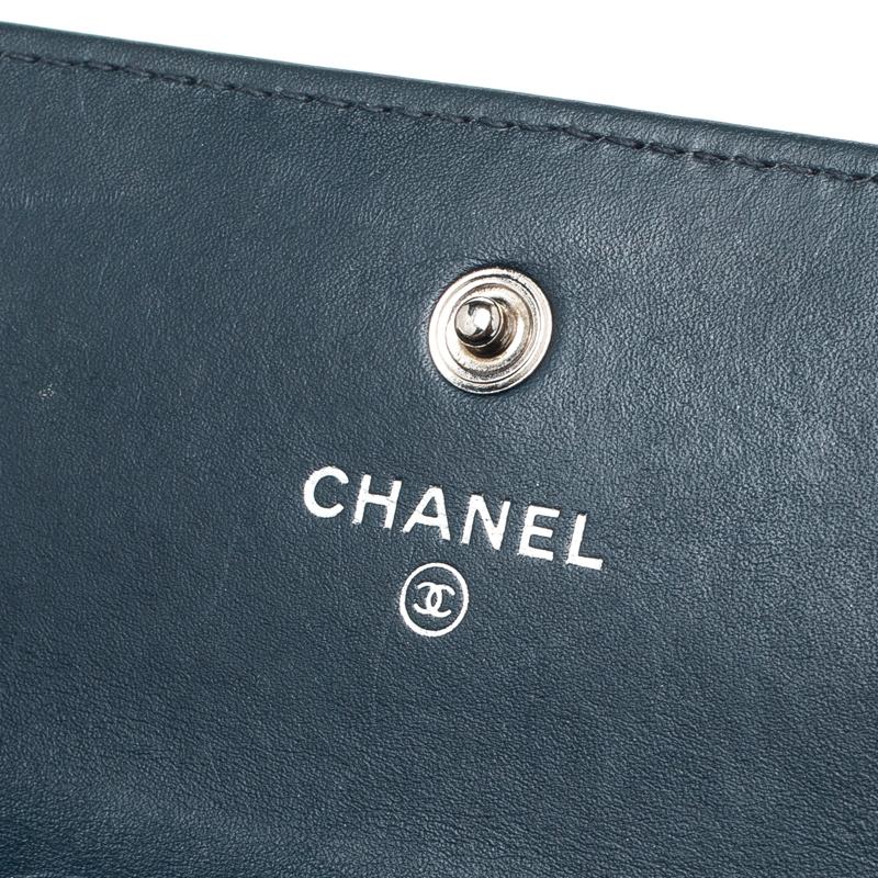 Women's Chanel Navy Blue Quilted Patent Leather CC Gusset Flap Wallet