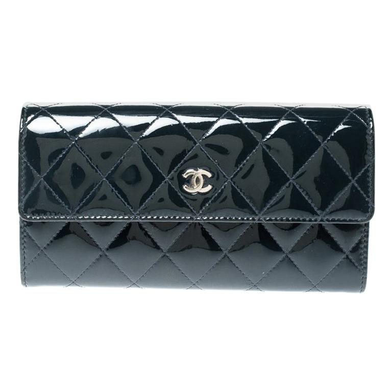 Chanel Navy Blue Quilted Patent Leather CC Gusset Flap Wallet