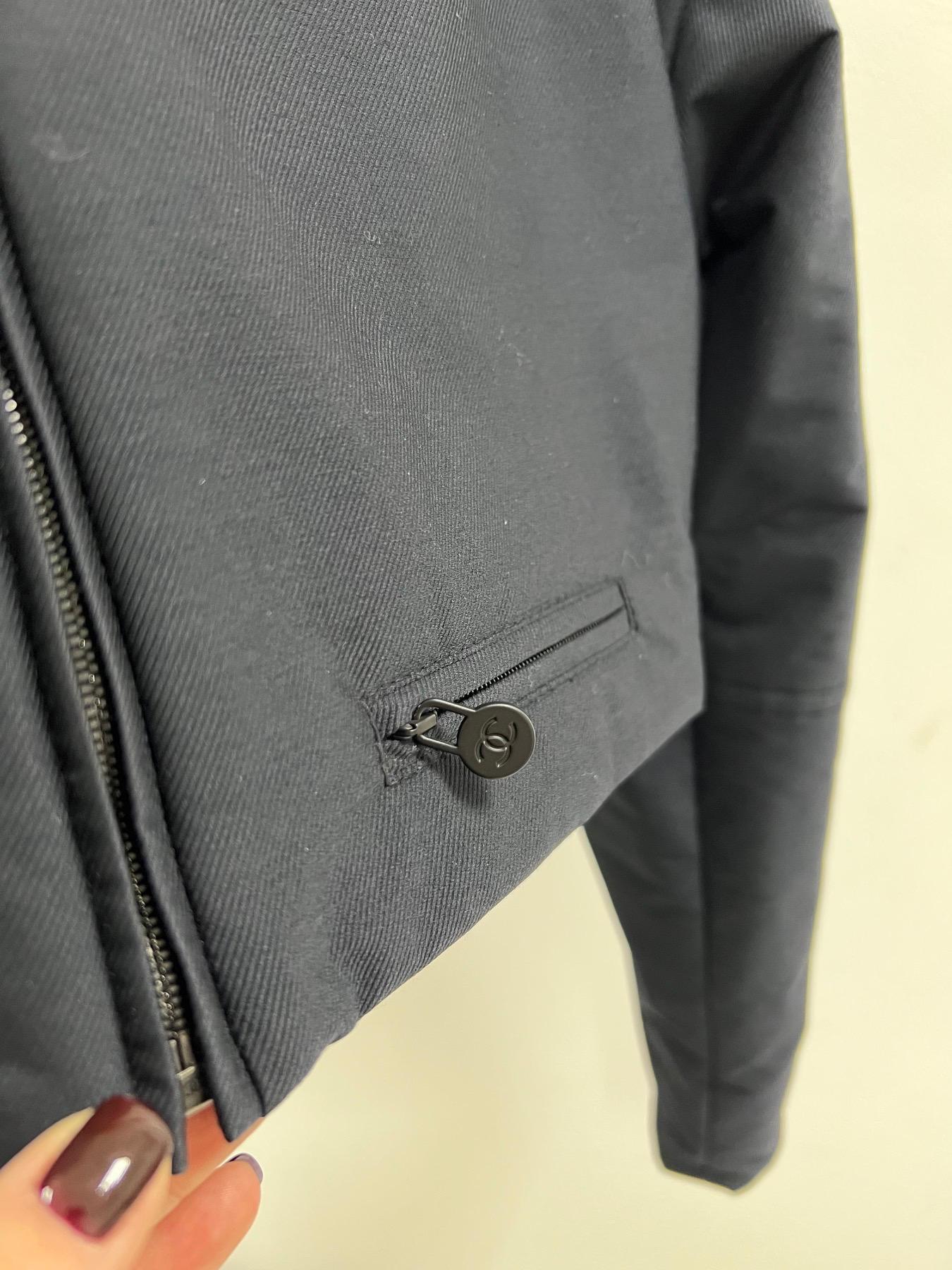 Chanel Navy Blue Short Jacket Vest For Sale 1