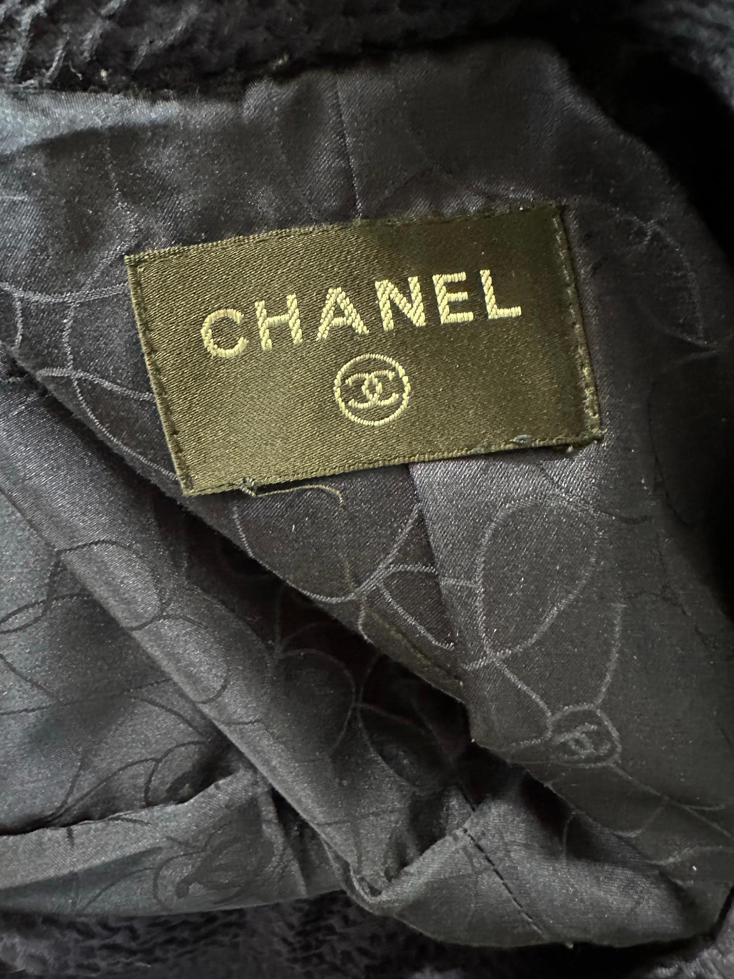 Chanel - Manteau croisé en coton cloque à 4 poches, bleu marine  en vente 14