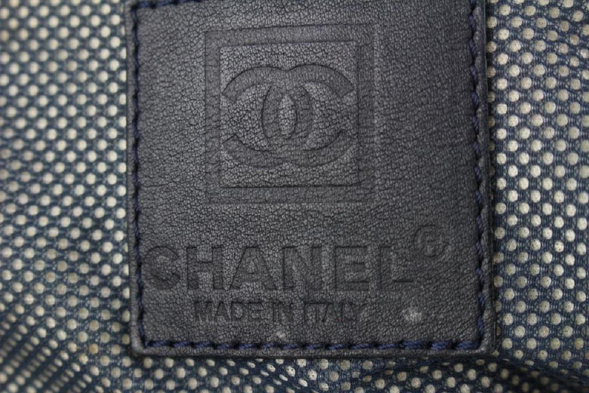 Chanel Chanel Marineblaue gestreifte Sports Line Duffle Tote Bag 929c98 Damen im Angebot