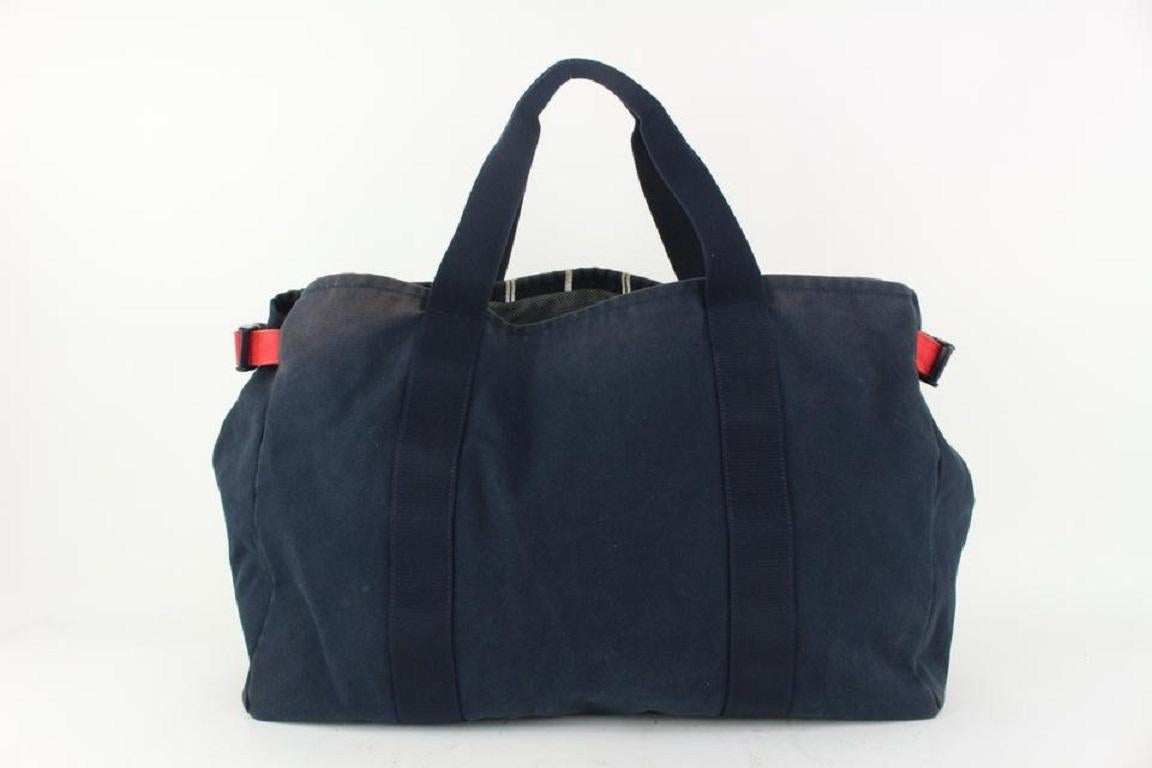 Chanel Chanel Marineblaue gestreifte Sports Line Duffle Tote Bag 929c98 im Angebot 2