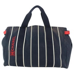 Chanel - Sac fourre-tout Sports Line à rayures bleu marine 929c98