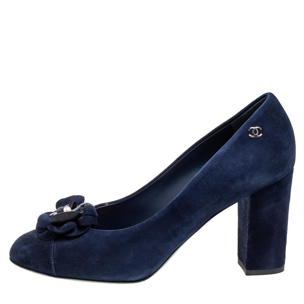 Black Chanel Navy Blue Suede Camellia Block Heel Pumps Size 38.5