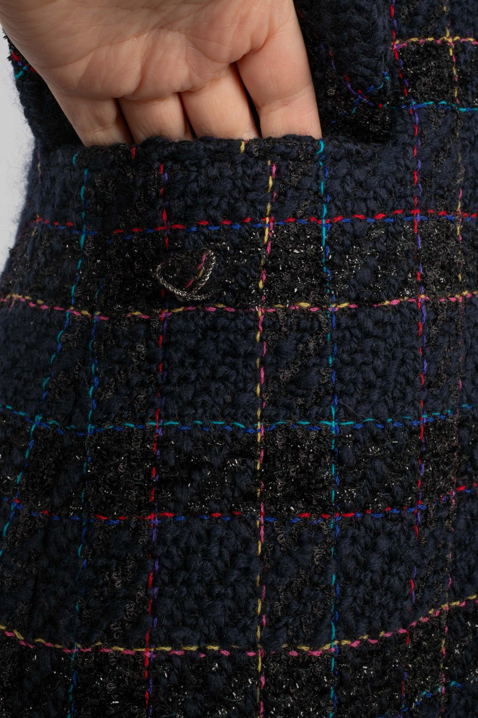 Chanel Marineblaue Tweedjacke, um 2007 im Angebot 1