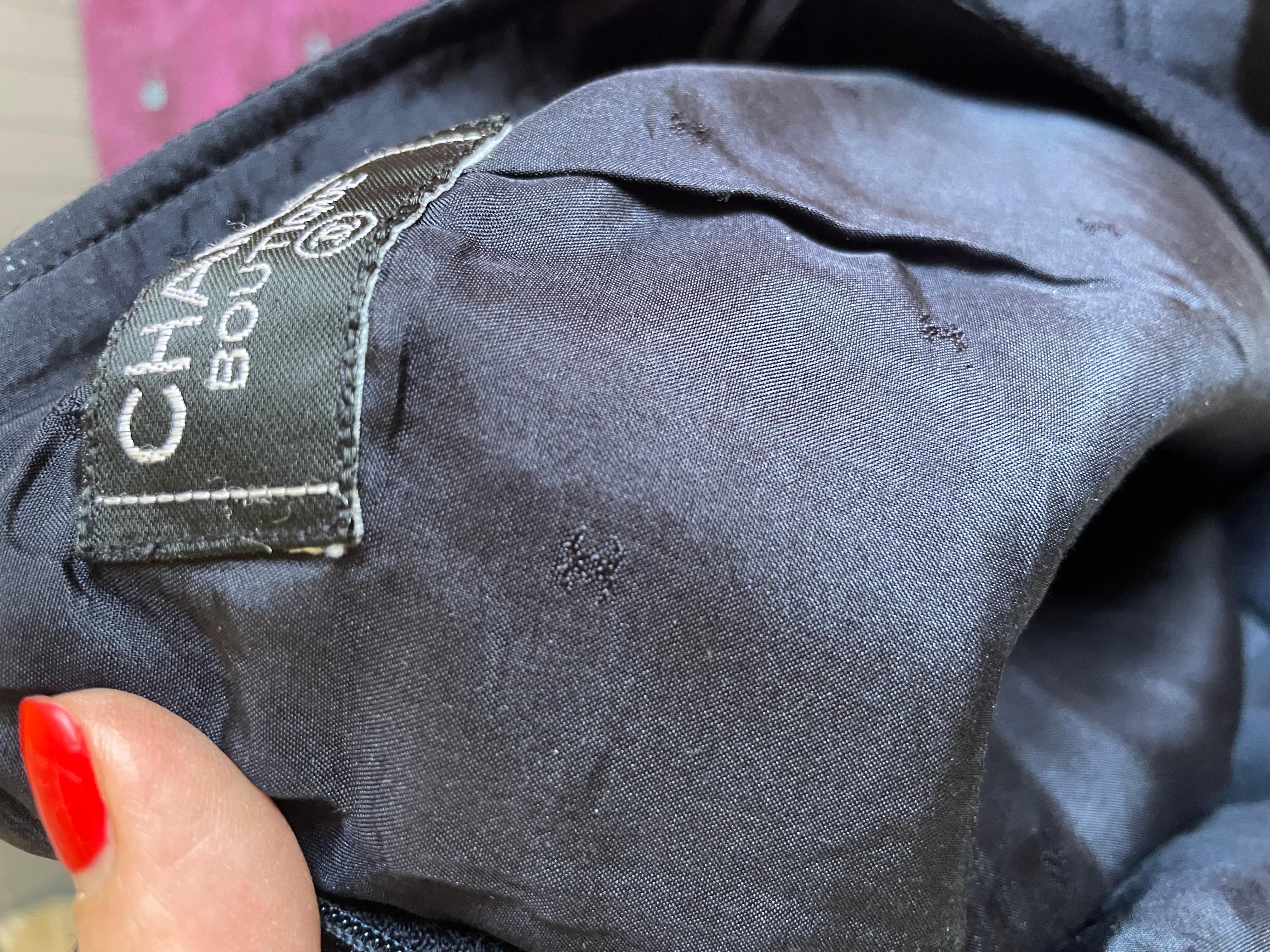 De las mujeres CHANEL Chaqueta de traje de tweed azul marino y falda vintage. en venta