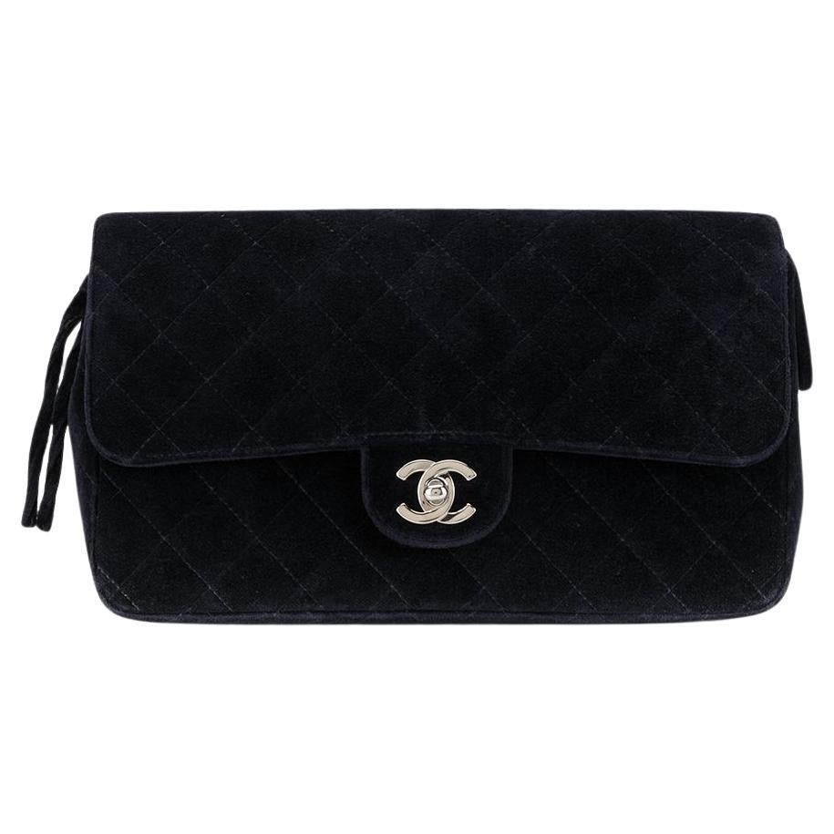 Women's or Men's Chanel Navy Blue Velvet Medium Quilted Backpack For Sale