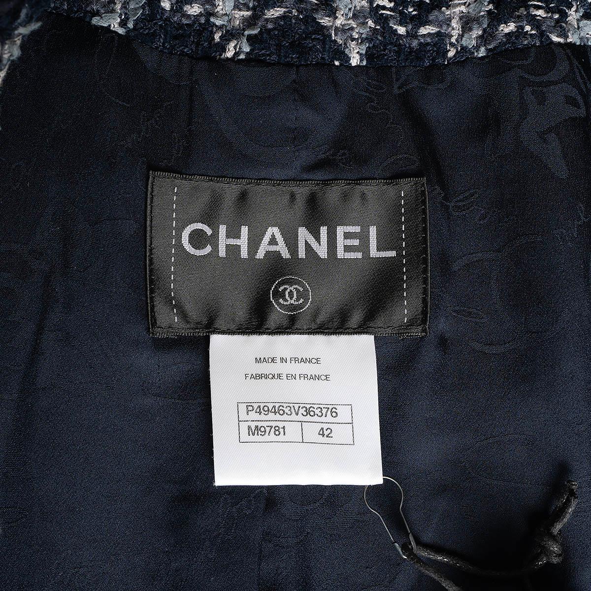 CHANEL navy blue & white cotton 2014 14A DALLAS ZIP-FRONT TWEED Jacket 42 L For Sale 4