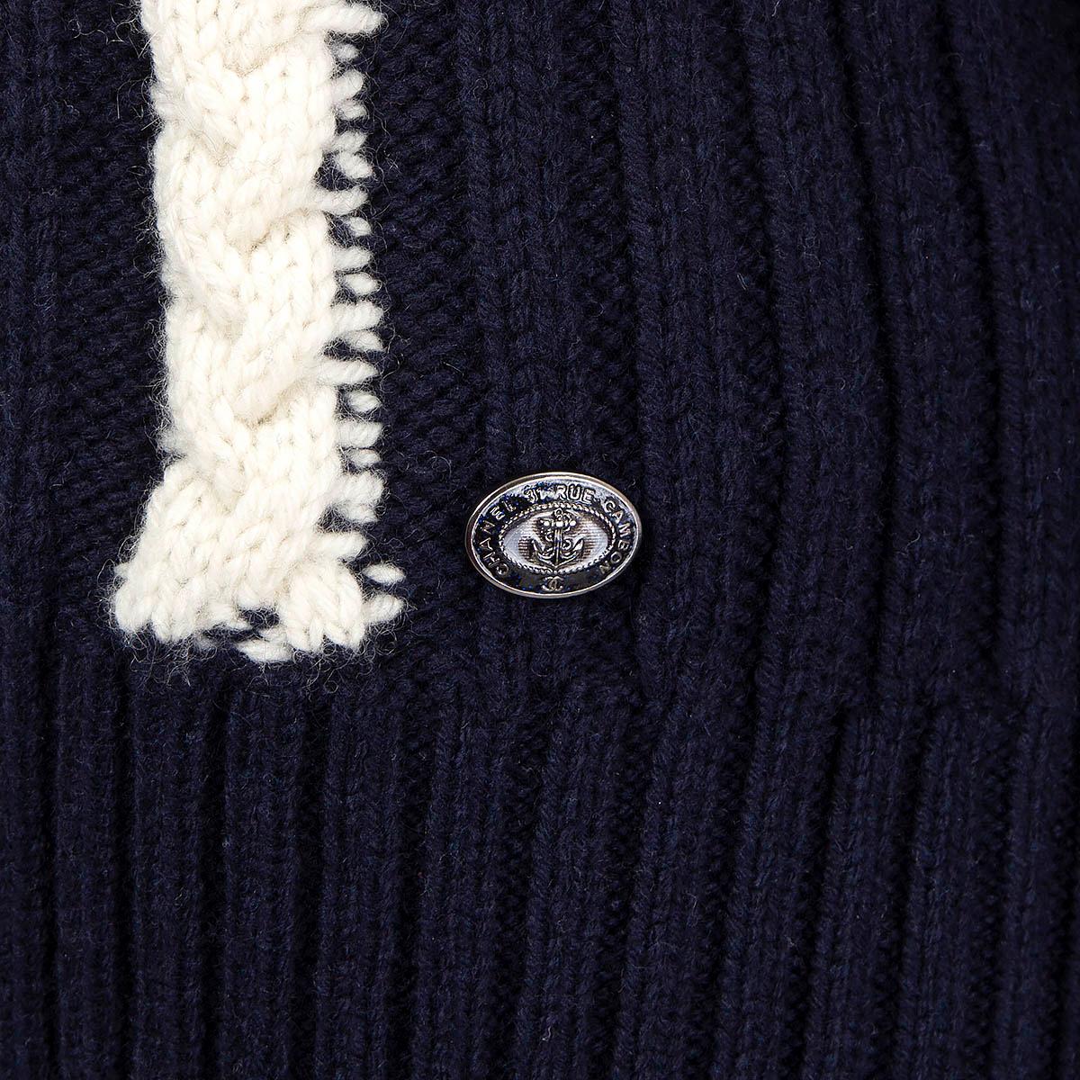 CHANEL bleu marine et blanc, laine mélangée 2018 18A HAMBURG CHUNKY KNIT Sweater 40 M en vente 4