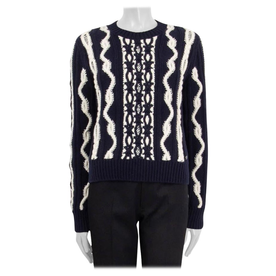 CHANEL bleu marine et blanc, laine mélangée 2018 18A HAMBURG CHUNKY KNIT Sweater 40 M en vente