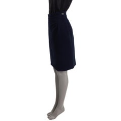 CHANEL navy blue wool SIDE PLEAT Skirt 38 S