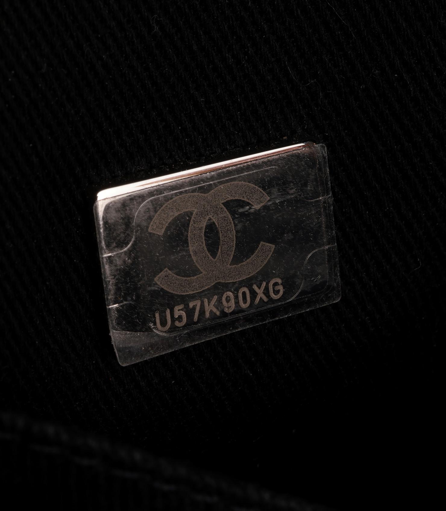 Chanel Borsa da bowling Deauville in tela marina e pelle di vitello nera in vendita 4