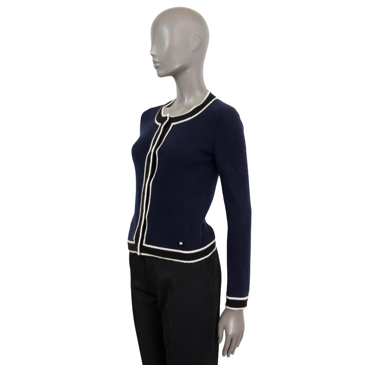 Women's CHANEL navy cashmere 2002 02C CONTRAST TRIM Cardigan Sweater 36 XS For Sale