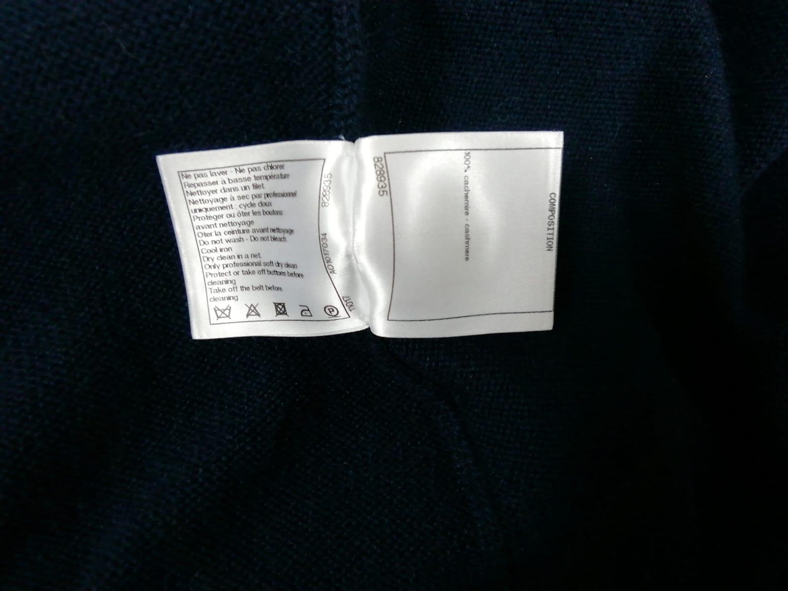 Chanel navy cashmere dress FR 36  18C For Sale 9