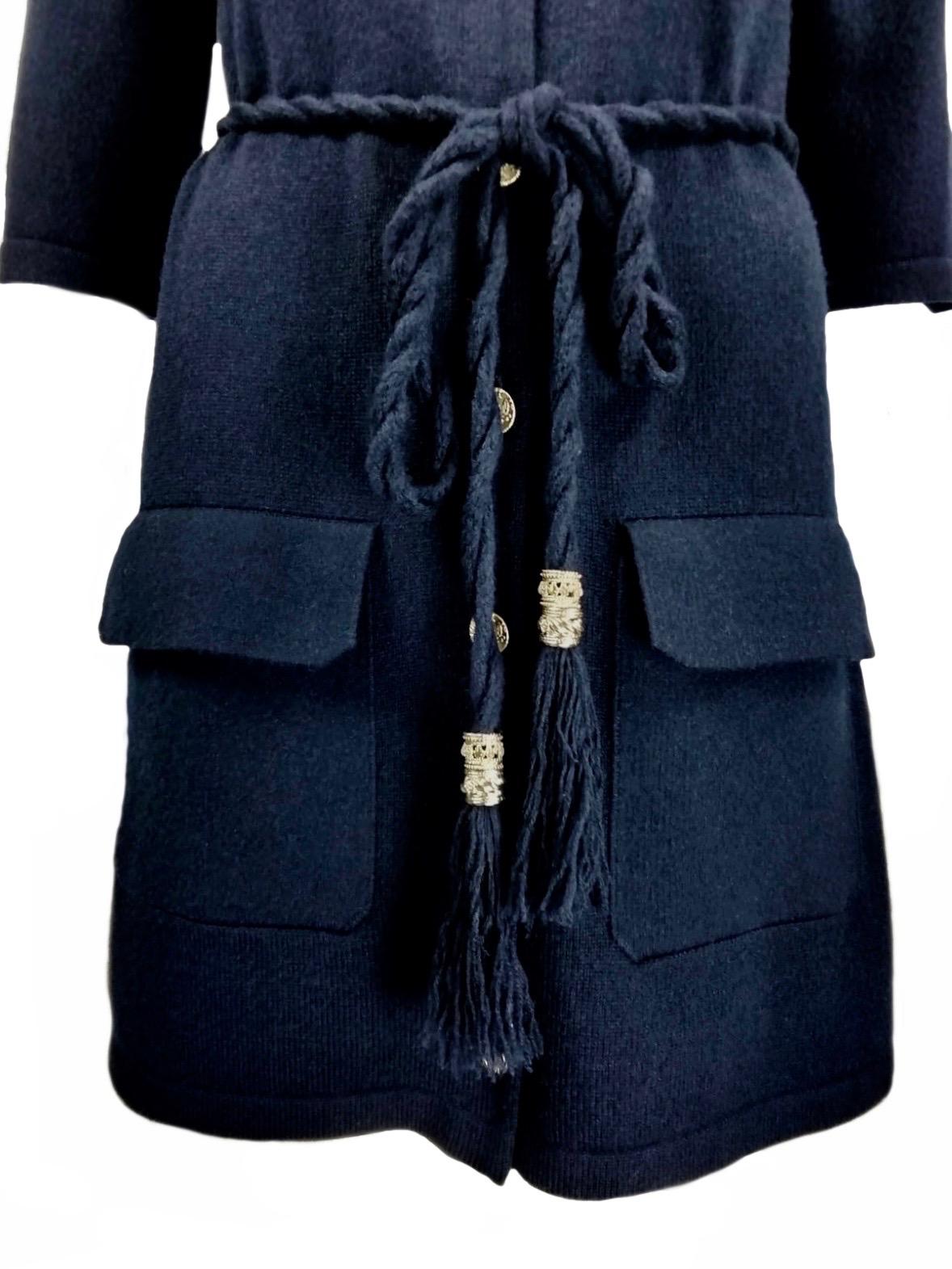 Chanel navy cashmere dress FR 36  18C In Excellent Condition For Sale In Rubiera, RE