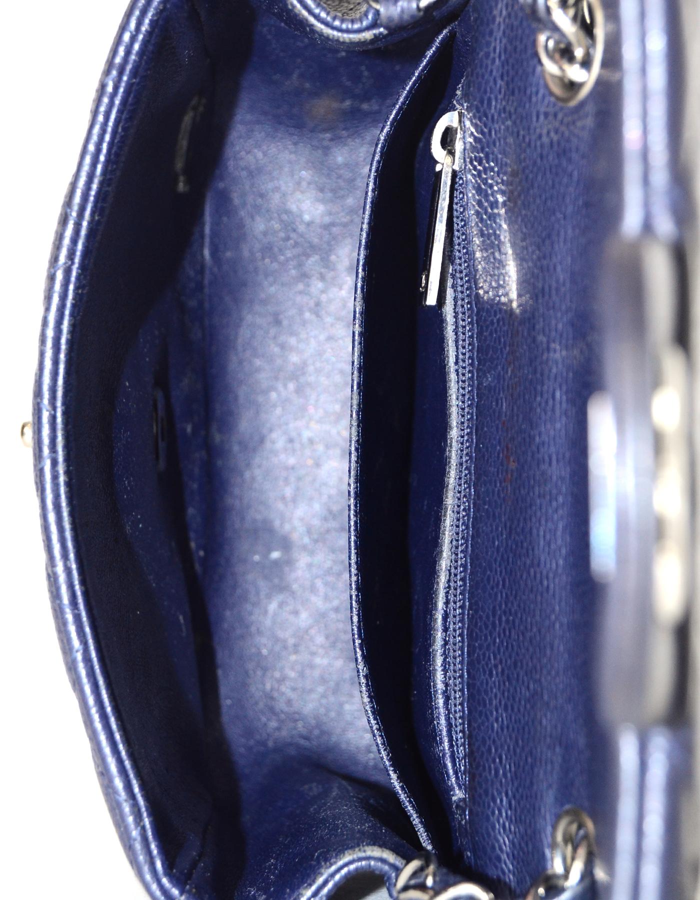 Chanel Navy Caviar Leather Quilted Square Mini Classic Flap Bag In Good Condition In New York, NY