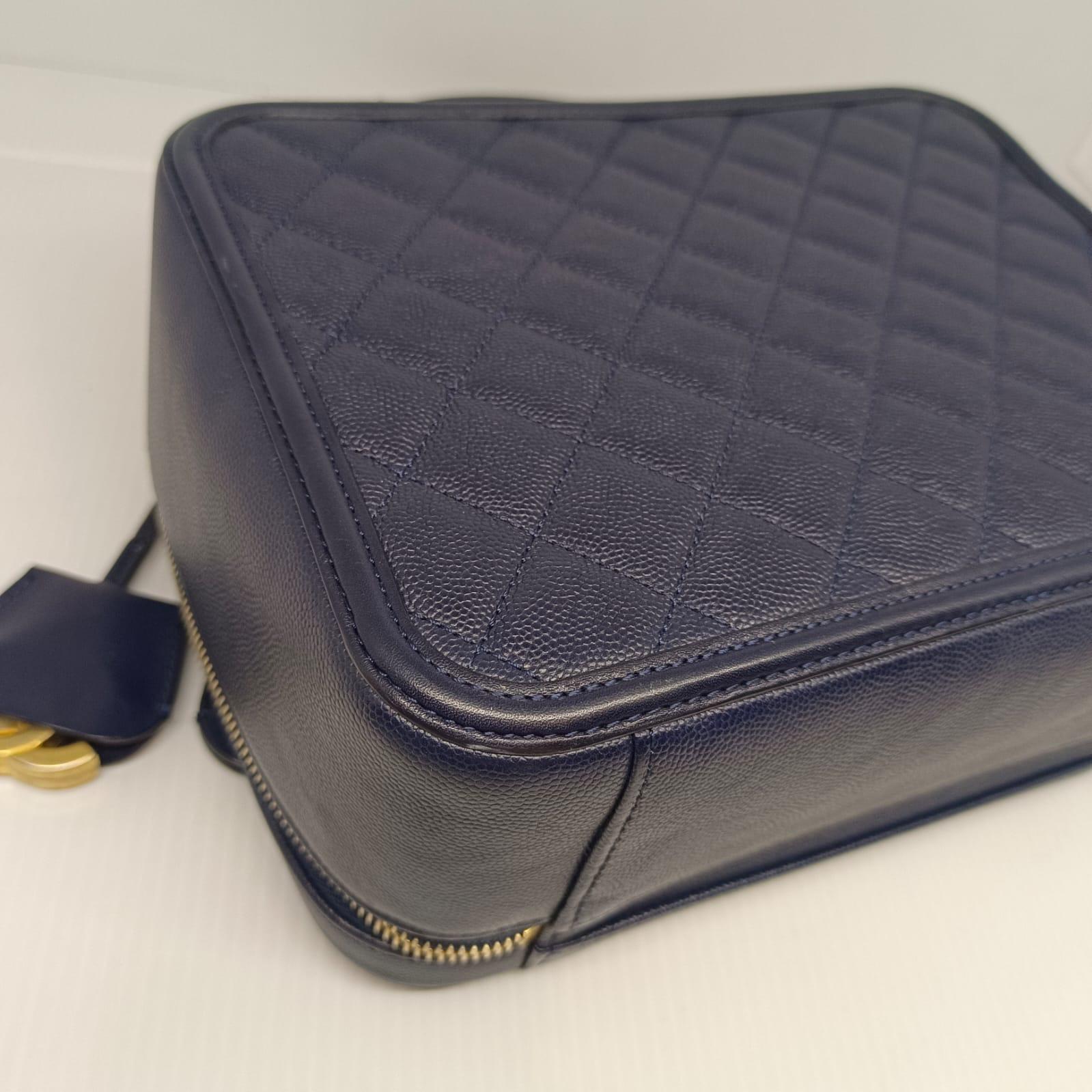 Chanel Navy Caviar Quilted Large Vanity Bag For Sale 3